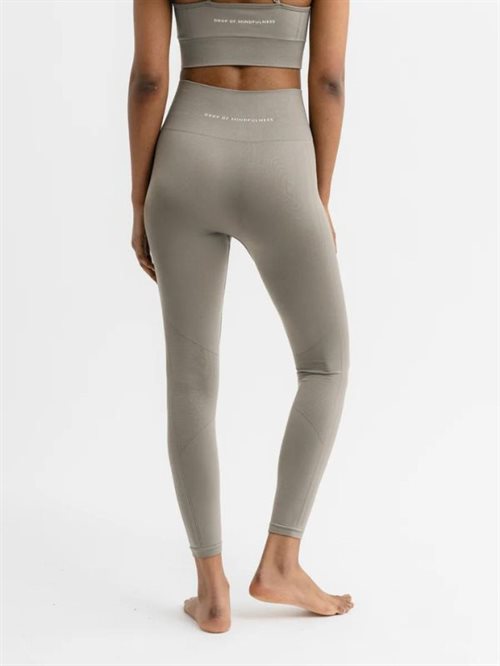 Drop of mindfulness salvie grønne seamless leggings